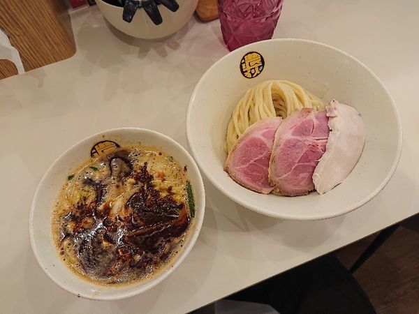 「辛辛濃菜つけ麺」@濃菜麺 井の庄 荻窪店の写真