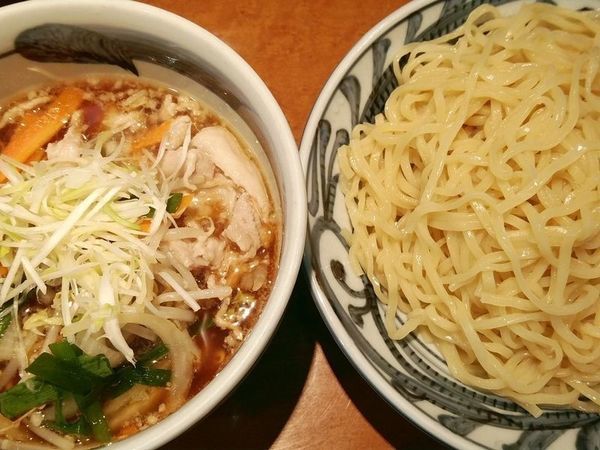 「肉野菜つけ麺（中盛）」@つけめん でんまる 飯田橋店の写真