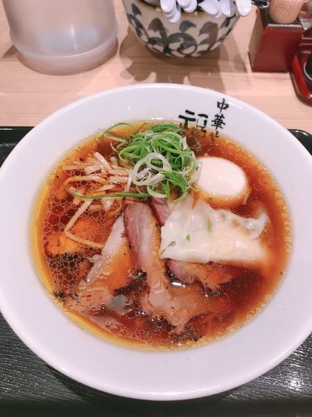 「中華そば 豪華盛り¥1120」@極上中華そば 福味 東京駅KITTE店の写真