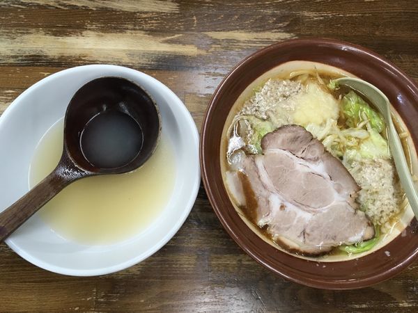 「特製みそラーメン(背脂、にんにく有)」@ラーメン 東横 笹口店の写真