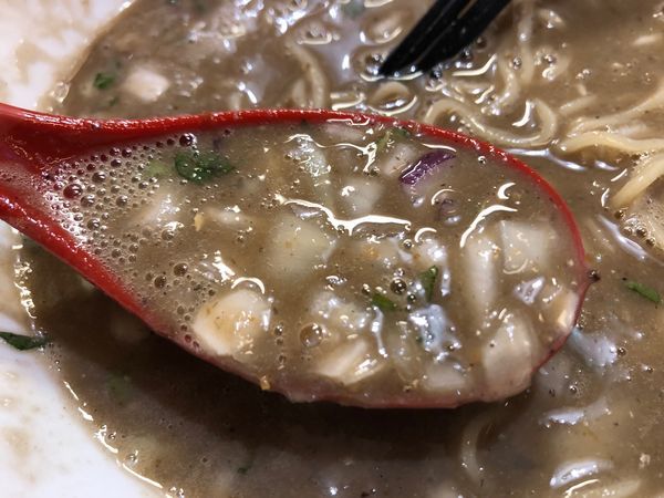 「元祖イカニボシラーメン」@豚骨らーめん れんの写真
