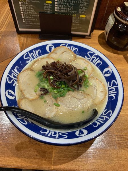 「チャーシューメン」@博多らーめん ShinShin アミュプラザ小倉店の写真
