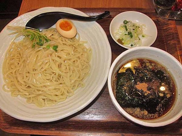 「鶏×魚介つけ麺並　790円」@麺処直久 新橋店の写真