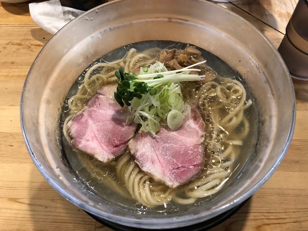 「冷やし塩ラーメン」@彩色ラーメン きんせい 高槻駅前店の写真