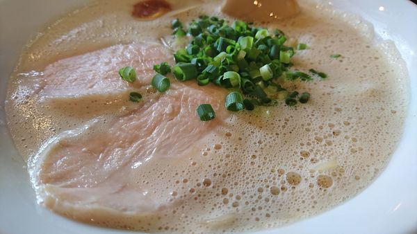 「アワトロラーメン」@アワトロ龍宮の写真
