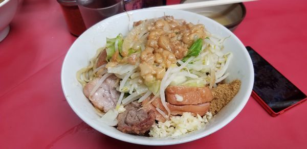 「汁無し小+豚ダブル+生卵」@ラーメン二郎 環七一之江店の写真