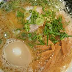 中華そば、煮玉子、餃子