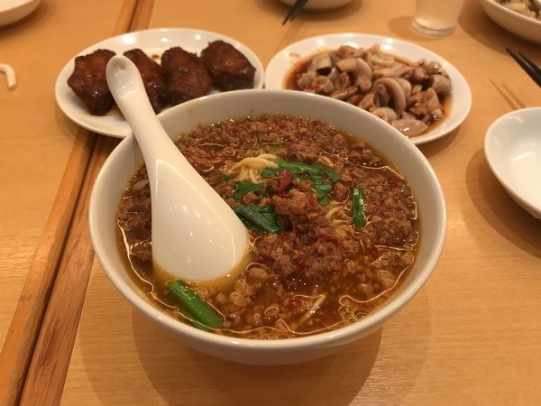 「台湾ラーメン」@中国台湾料理 味仙 中部国際空港店の写真