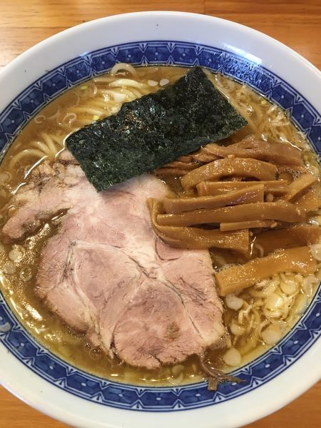 「新塩ラーメン(小) 800円」@自家製中華そば としおかの写真
