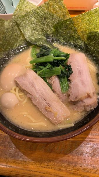 「スペシャルラーメン」@豚骨醤油ラーメン マルセイの写真