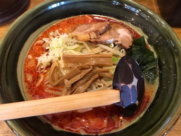 「うま辛みそらーめん大盛 870円 固め」@宝龍の写真