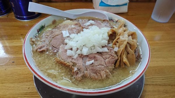 「肉中華そば+特盛」@中華そば136の写真