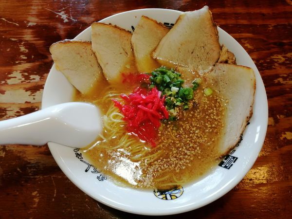 「チャーシュー麺　追加で替え玉」@きんしゃい亭＆麺や たぶきん 柳都大橋南店の写真