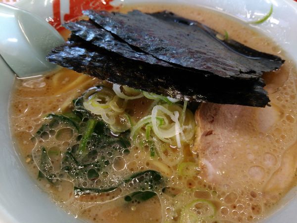 「醤油ラーメン」@ラーメン山岡家 土浦店の写真