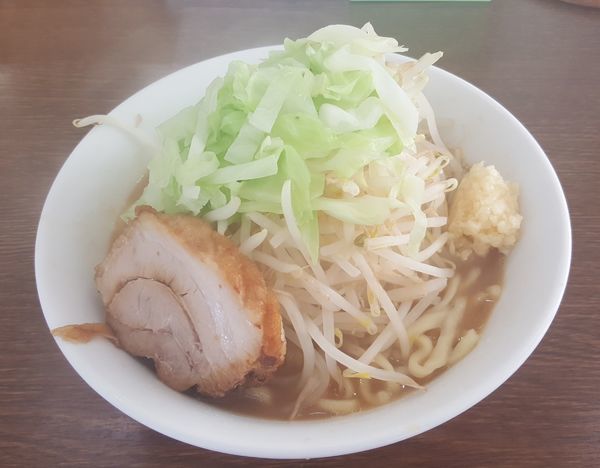 「郎麺（並）＋野菜＋ニンニク」@らーめん 旭郎山の写真
