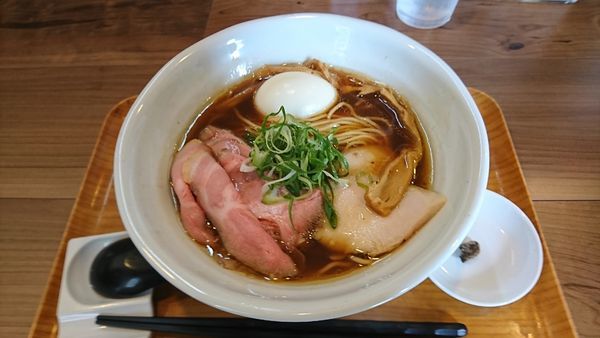 「特製醤油と貝のラーメン」@ラーメン 健やかの写真