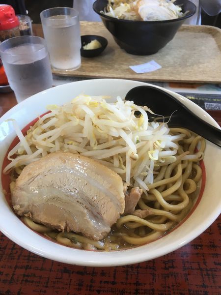 「じろうらーめん醤油(大盛)」@らーめん次郎冠者 上阿原店の写真