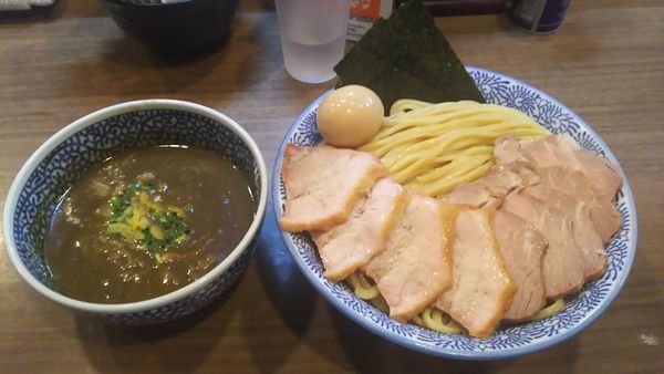 「特製極濃煮干しつけ麺大盛　チャーシュー」@煮干しつけ麺 宮元の写真