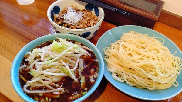 「つけそば麺大盛＋野菜＋チャーシュー丼ミニ」@つけそば 麺吉の写真