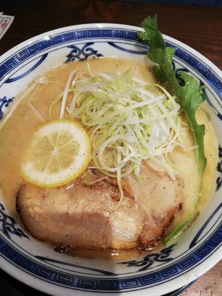 「鶏と鯛のだしそば」@無添加ラーメン専門 だしと麺の写真