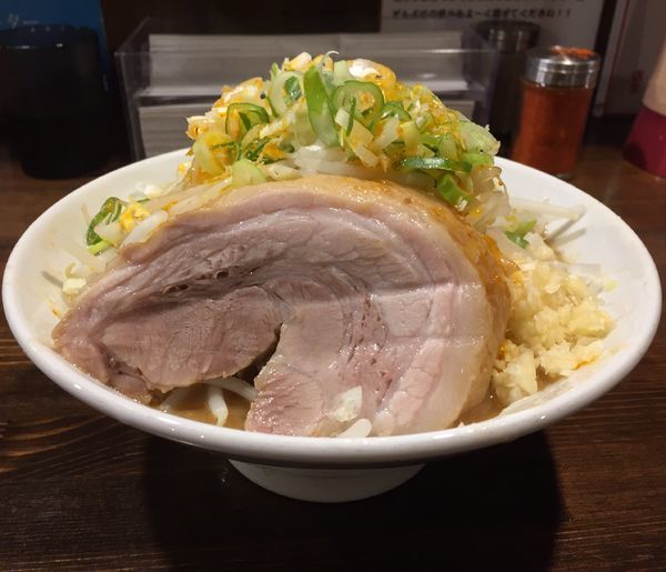 「ミニらーめん(ヤサイニンニクネギラー油)」@ちばから 渋谷道玄坂店の写真