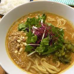 カレー担々麺＋ライス（中）