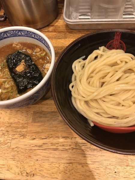 「背脂つけ麺（860円）」@つけ麺専門店 三田製麺所 有楽町店の写真