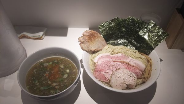 「【限定】魚介清湯つけそば大盛り+炙りチャーシュー」@鶏そば朱雀の写真