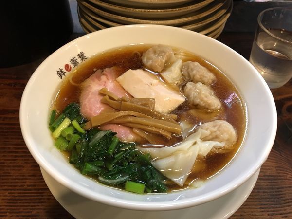 「しょうゆラーメン」@らーめん 鉢ノ葦葉の写真