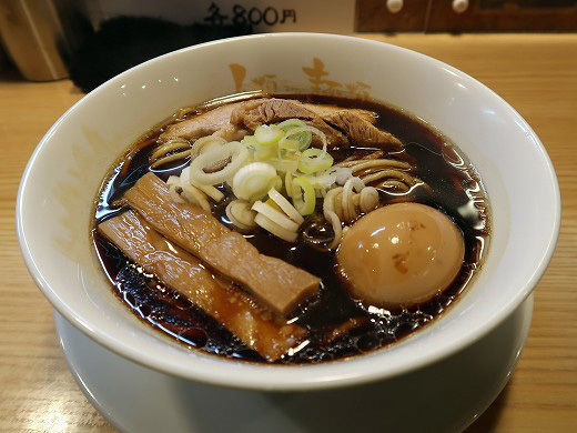 「micro厚厚 麺半分 煮卵サービス」@人類みな麺類の写真