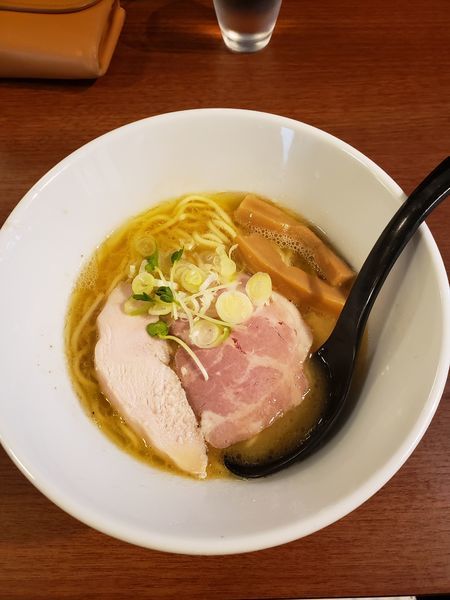 「鶏ゅ白湯塩ラーメン」@東京スタイル鶏らーめん ど・みそ鶏の写真