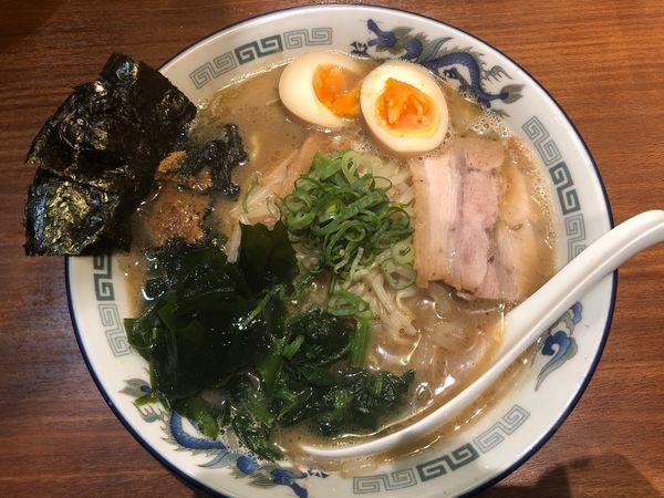 「男前らーめん（わかめトッピング）」@旭川らーめん 男旭山の写真