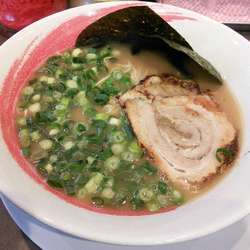 ラーメン　８００円