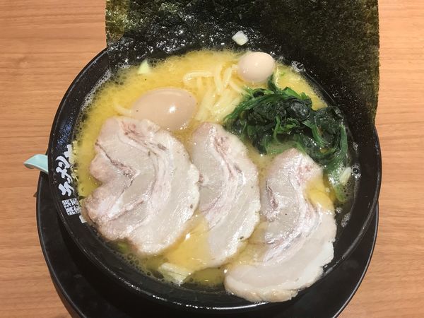 「塩MAXラーメン ¥950」@町田商店 秦野店の写真