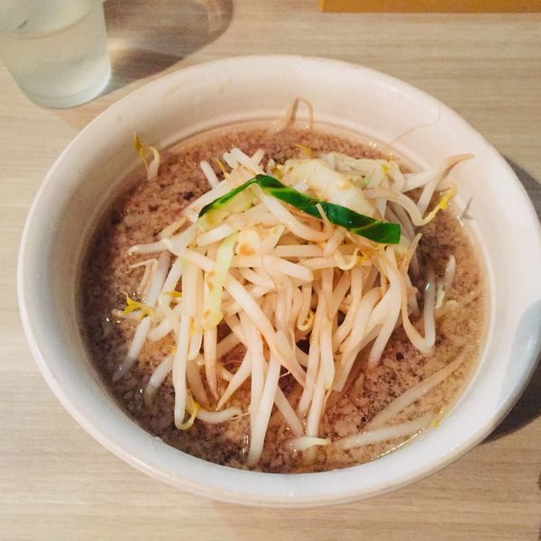 「ミニラーメン 麺少なめ 550」@ラーメン大 ○虎の写真