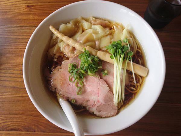 「醤油ワンタンメン大盛」@地鶏らーめん とりじの写真