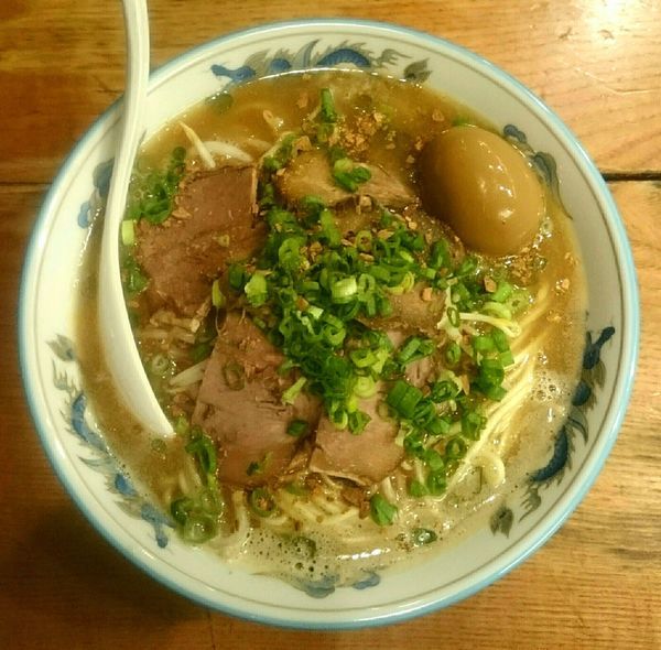 「牛と鶏の白湯蕎麦【限定】 台湾風煮玉子」@渡なべの写真