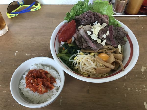 「手作り牛脂で和牛和え蕎麦 S」@MENYA 食い味の道有楽の写真