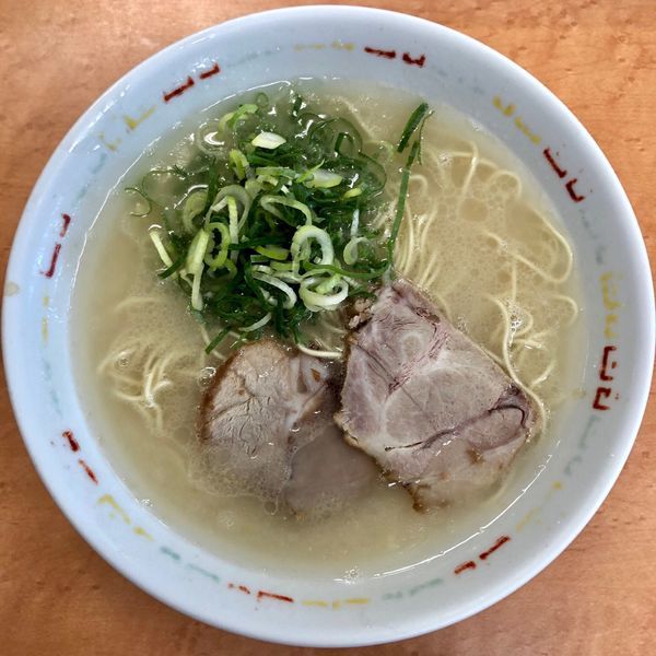 「らーめん (600円)」@長浜ナンバーワン 祇園店の写真