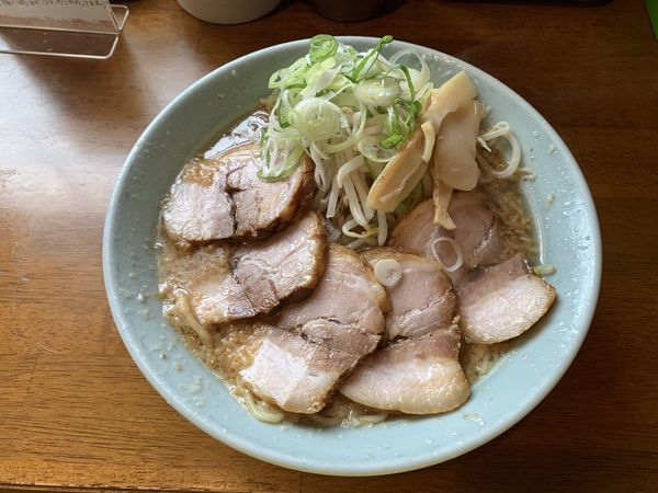 「醤油チャーシュー麺 1070円」@めんりゅうの写真