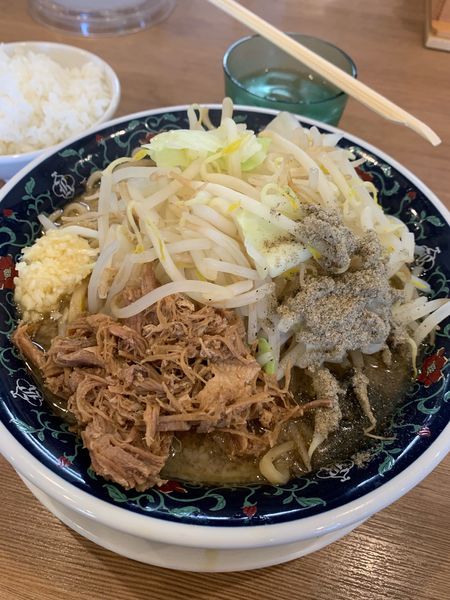 「にぼ二郎 醤油 麺、野菜マシ」@凌駕 IDÉAの写真