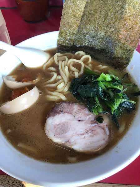 「味玉ラーメン並、硬め濃いめ」@刻乃家の写真