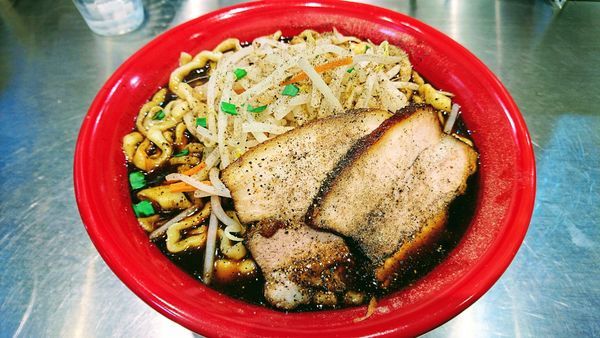 「ブラックらーめん(大)」@麺創研 紅 BLACKの写真