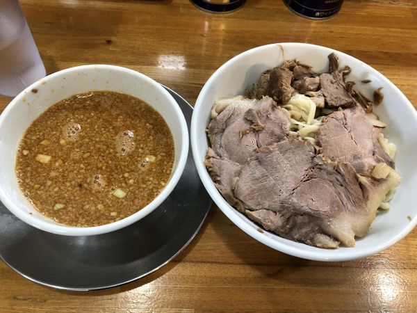 「肉つけそば大盛り辛脂中脂」@中華そば136の写真