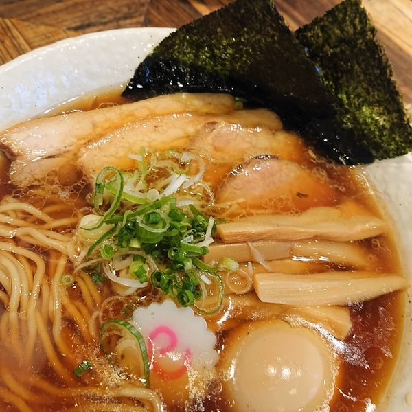 「特製中華そば」@BASSOの写真