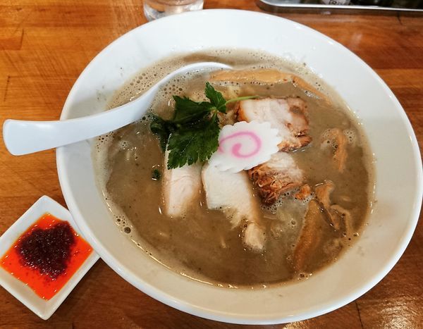 「濃厚煮干しそば 780円 ＋辛味50円」@つけ麺 弐☆゛屋の写真
