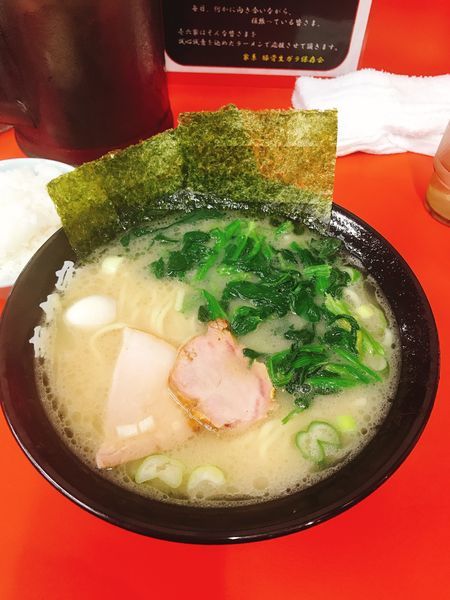 「塩ラーメン ほうれん草増」@壱六家 上大岡店の写真