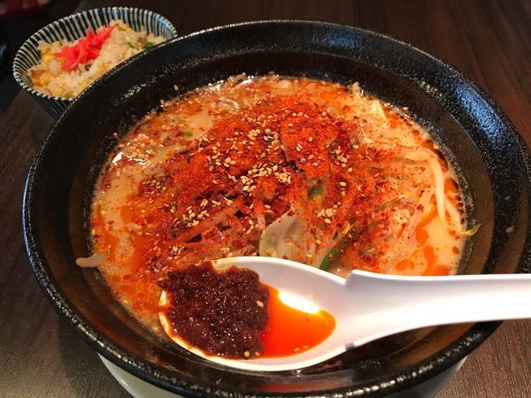 「辛みそラーメン  880円」@自家製極太麺 みそ家の写真