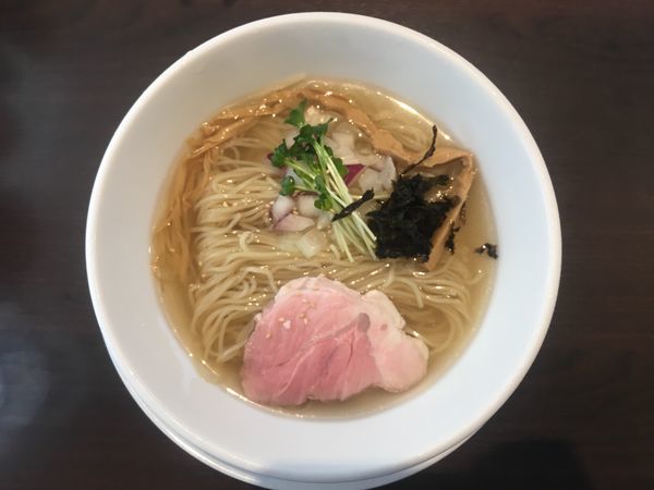 「冷やし貝そば 塩」@noodles kitchen GUNNERS 新丸子店の写真