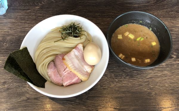「特製つけ麺 魚介 中盛」@麺処 景虎 戸塚安行店の写真